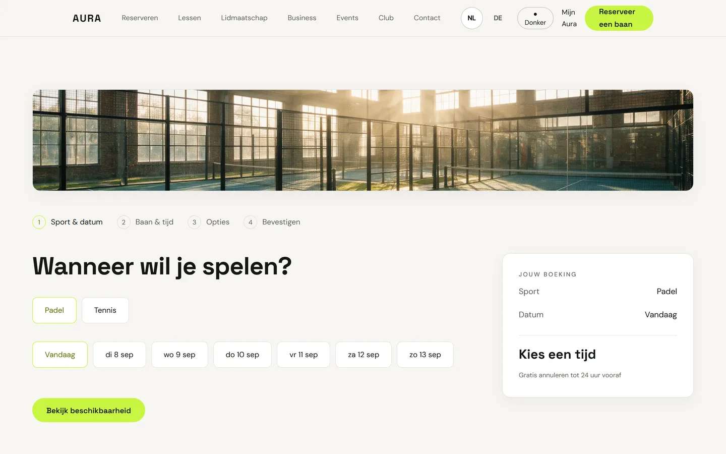 Aura Racket Club — reserveringspagina op desktop